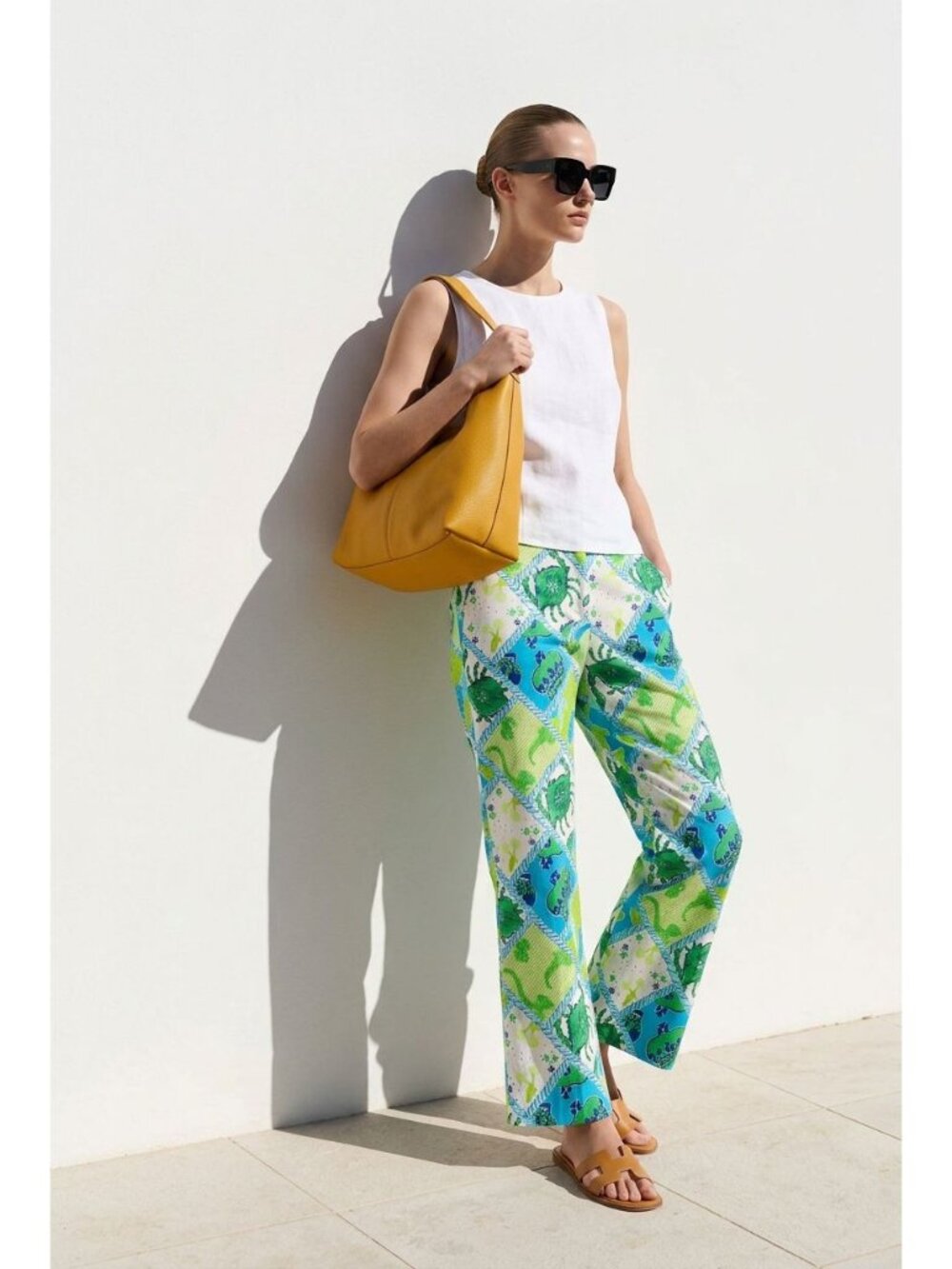 Lilly Pulitzer Blue & Green Coastal Print Pants Size 2 Cotton Blend Relaxed Fit